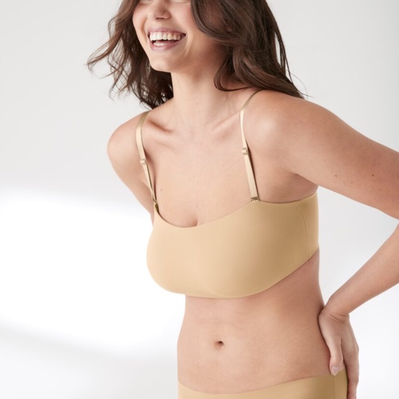 True Body Convertible Bandeau Bra - Picture 9 of 10